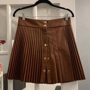 Zara pleated skirt || Zara